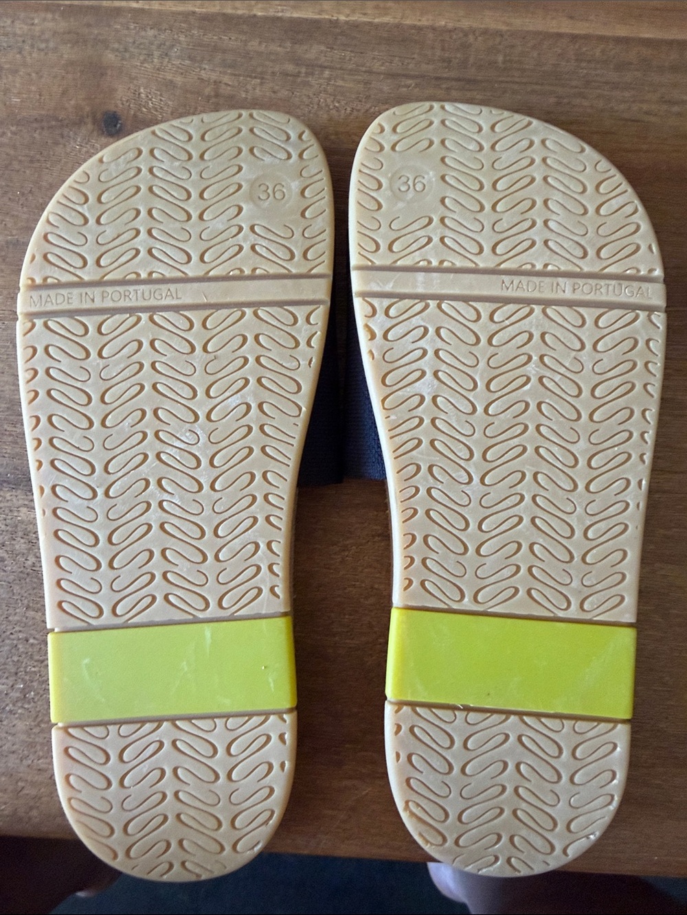 Wess Slide Sandals for Women — Black - Picture 3 of 3